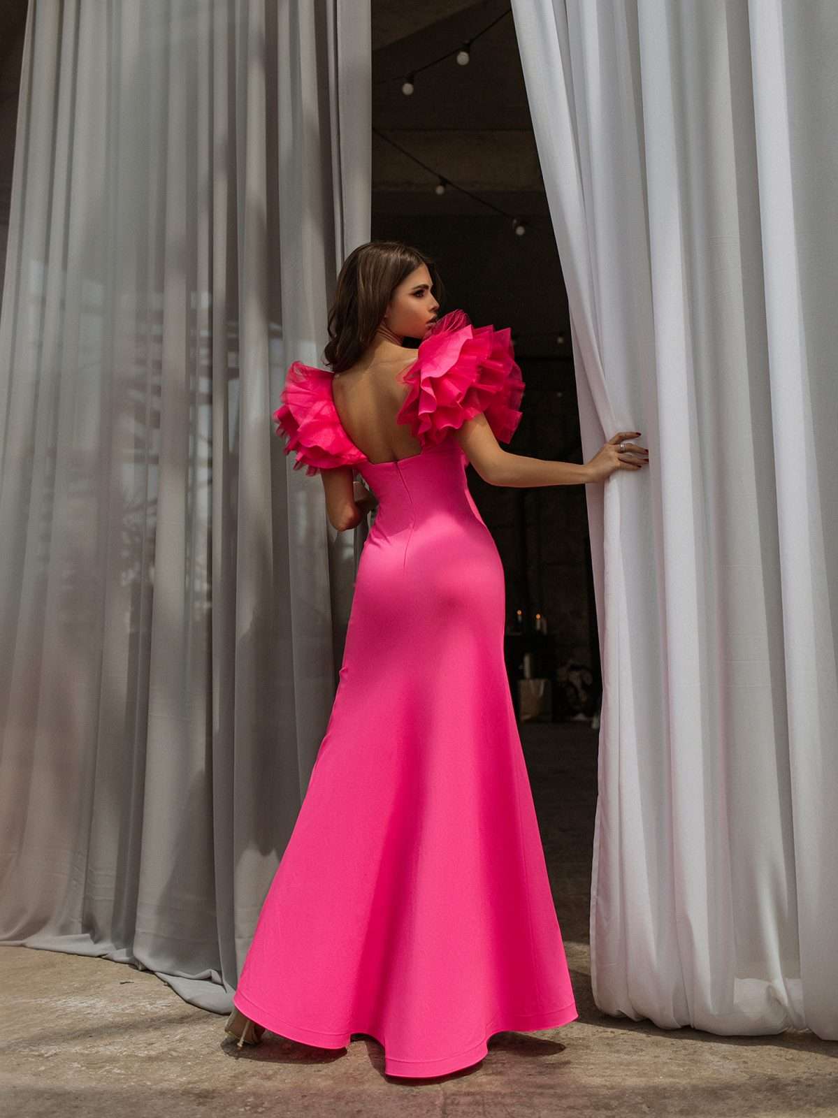 Elegant ruffle detailing fuchsia maxi dress